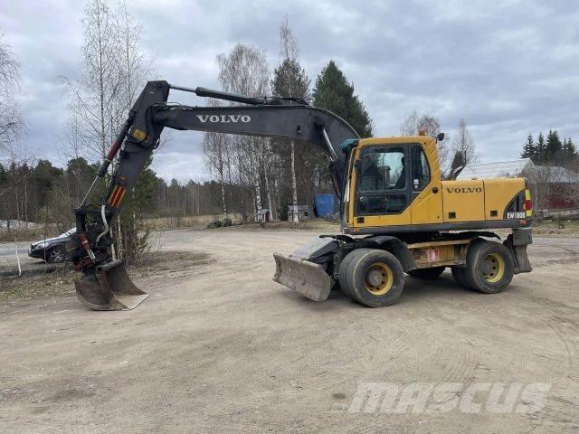 Volvo EW 180 B Pelle sur pneus