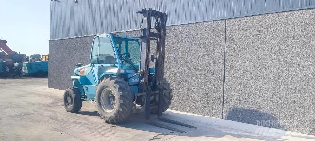 Manitou M 26.4 Chariot tout terrain