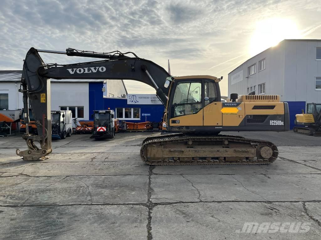 Volvo EC 250 D N L Pelle sur chenilles