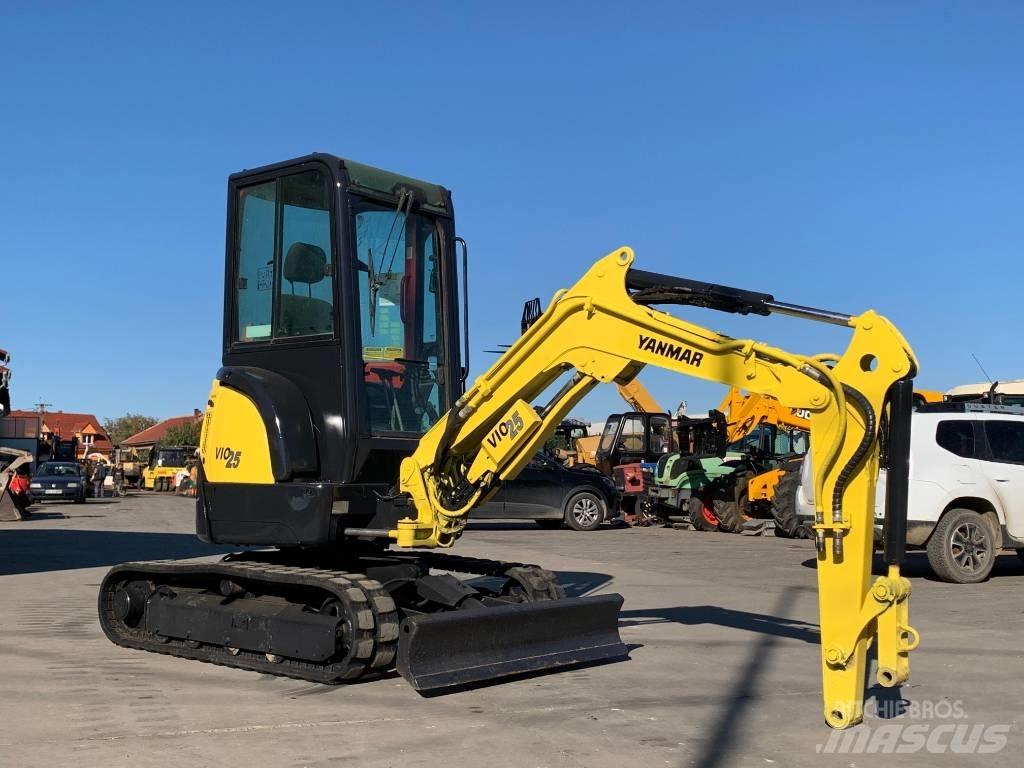 Yanmar Vio 25-4 Mini pelle < 7t