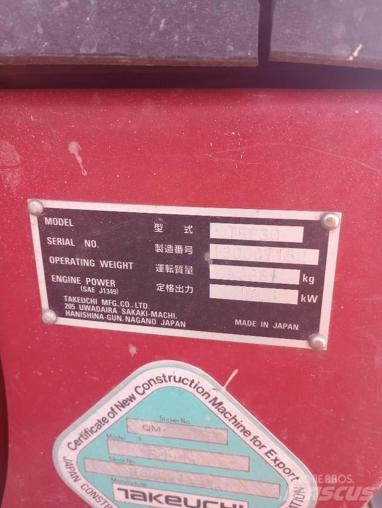 Takeuchi TB230RA Accessoires et pièces pour foreuse