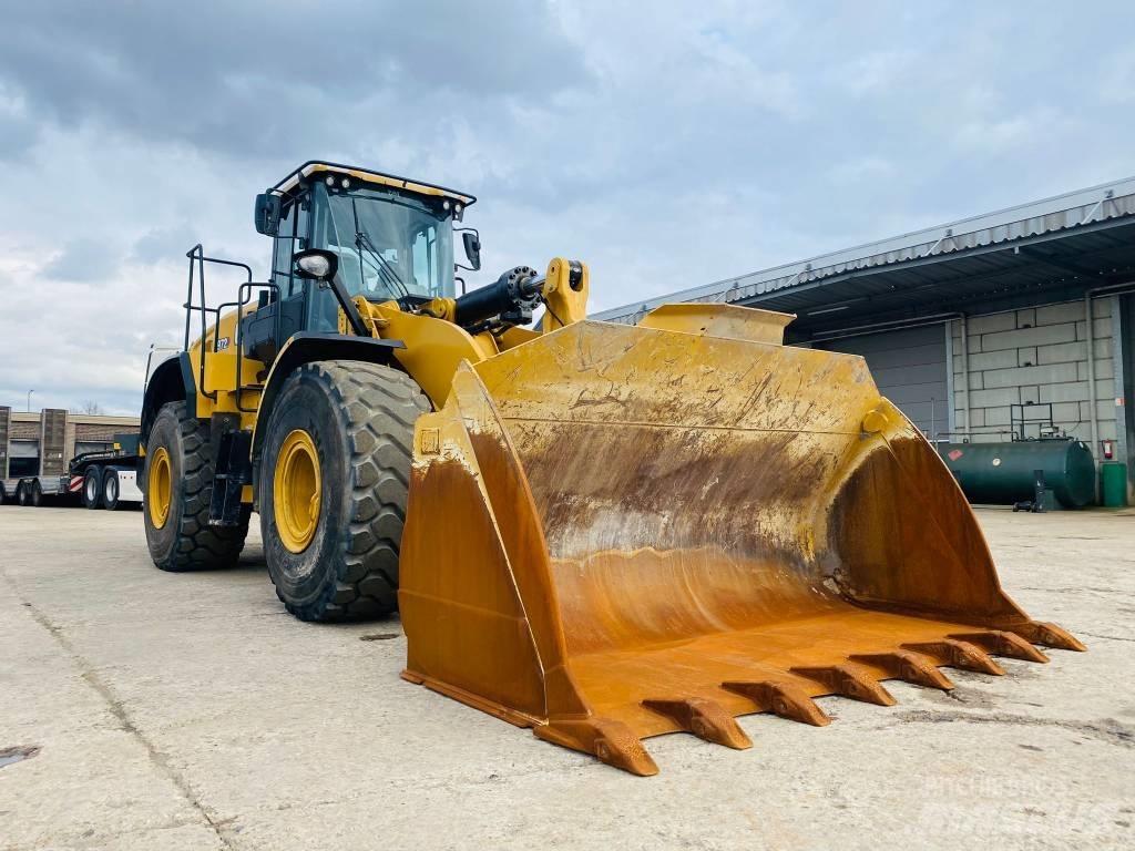 CAT 972 Chargeuse sur pneus