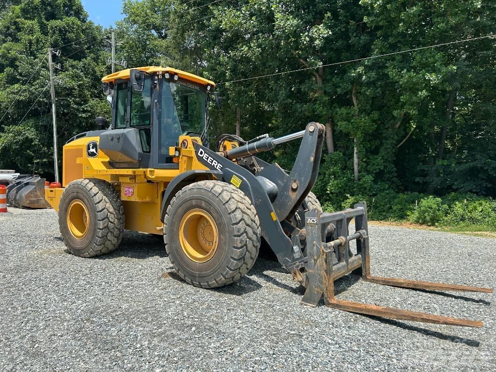 DEERE 544 P Series Chargeuse sur pneus