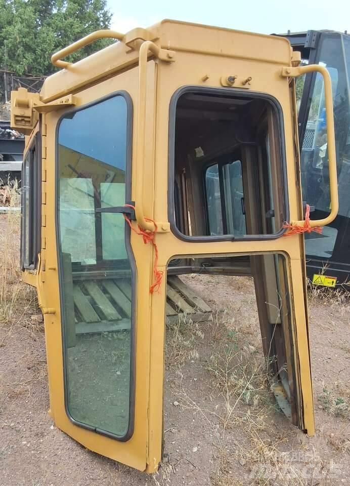 CAT D 8 R Bouteurs sur chenilles