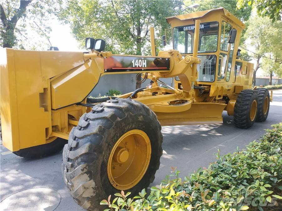 CAT 140 H Niveleuse