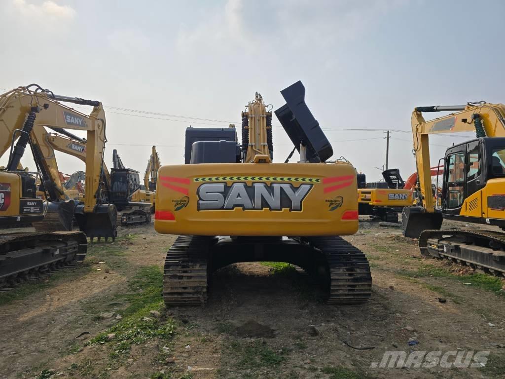 Sany SY215C Pelle sur chenilles