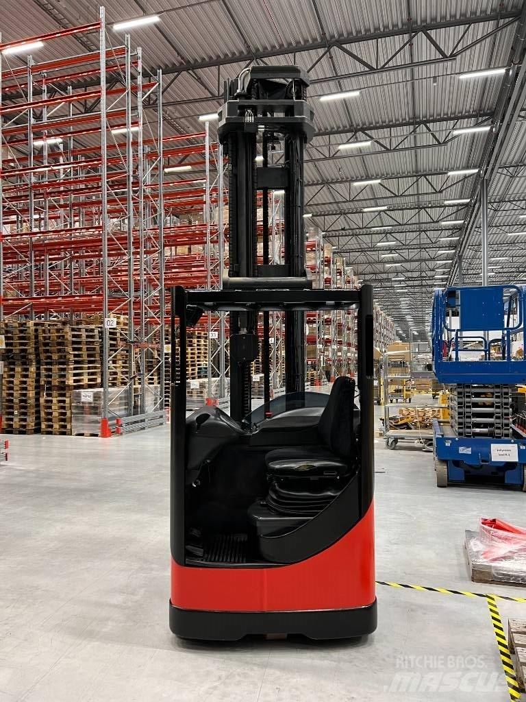 Linde R16S Chariot à mât rétractable