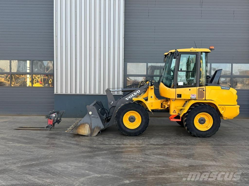 Volvo L30G Chargeuse sur pneus
