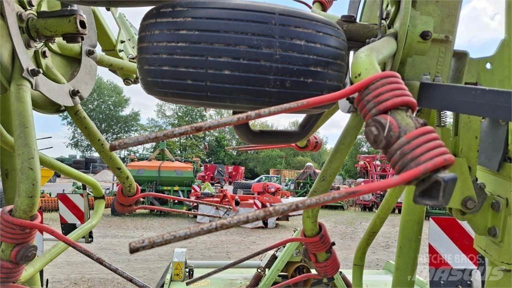 CLAAS Volto 900 Rateau faneur