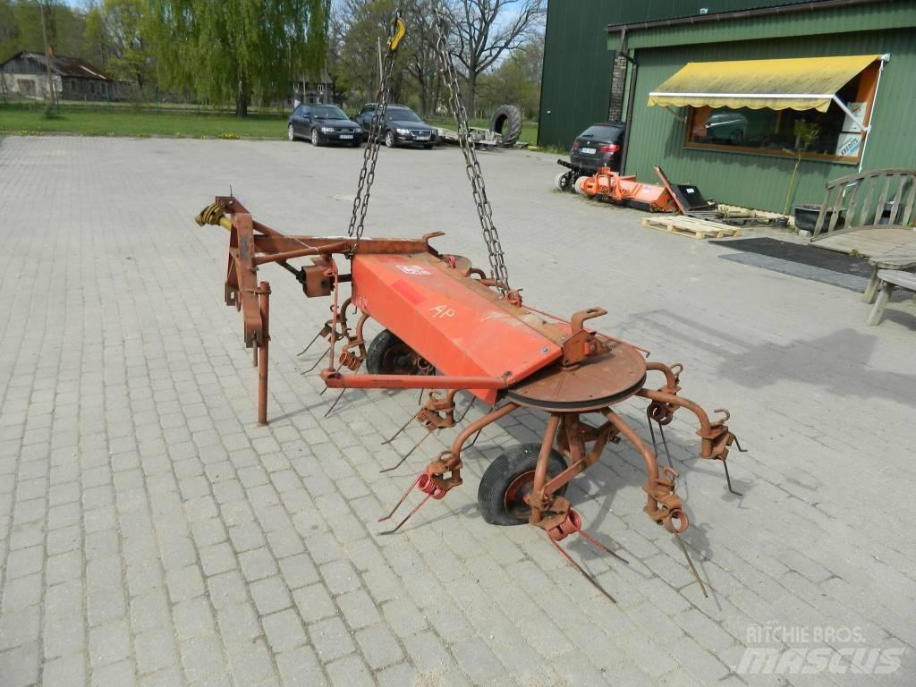 JF CR 320 Rateau faneur