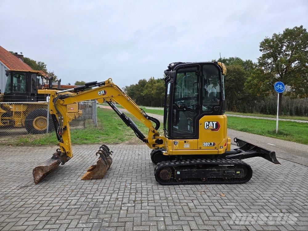 CAT 302.7CR Mini pelle < 7t