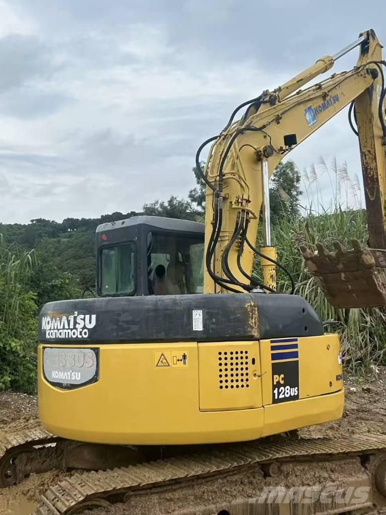 Komatsu PC 128 US Pelle sur chenilles