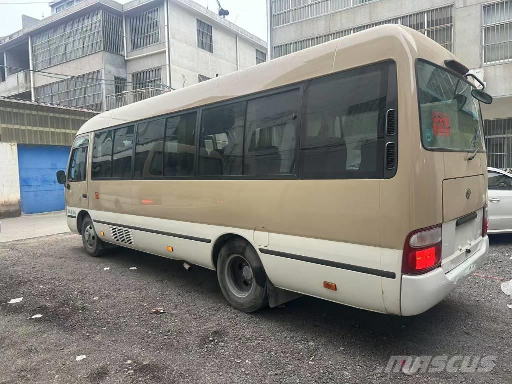 Toyota Coaster Autobus interurbain