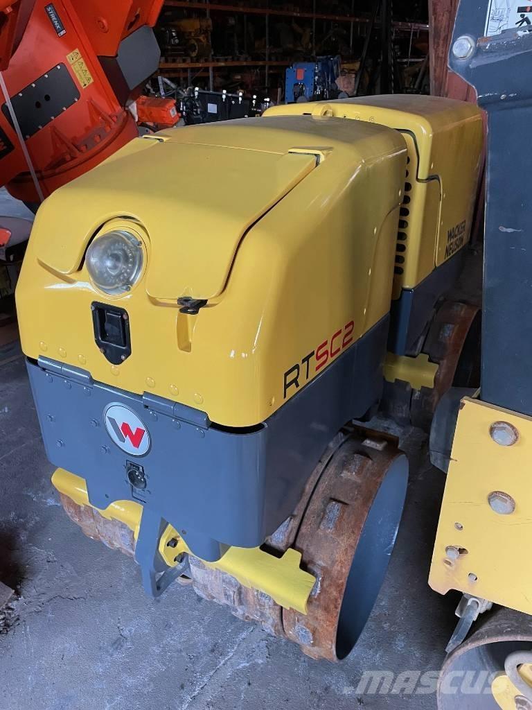 Wacker Neuson RTSC2 Rouleaux vibrants tractés