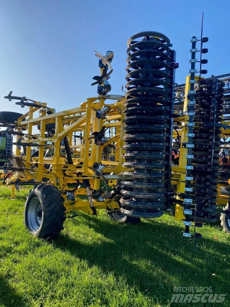 Bednar FENIX FO 5003 Déchaumeur, cultivateur