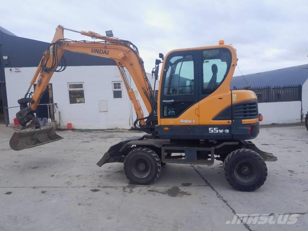 Hyundai R55 W-9 Pelle sur pneus