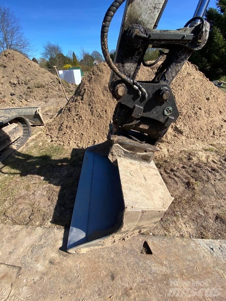 Takeuchi TB290-2 Mini pelle < 7t