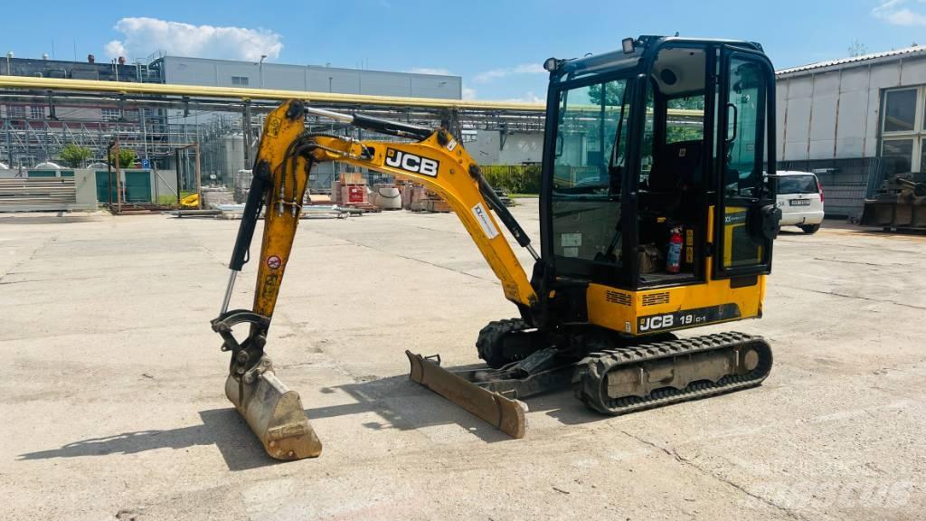 JCB 19 C Mini pelle < 7t