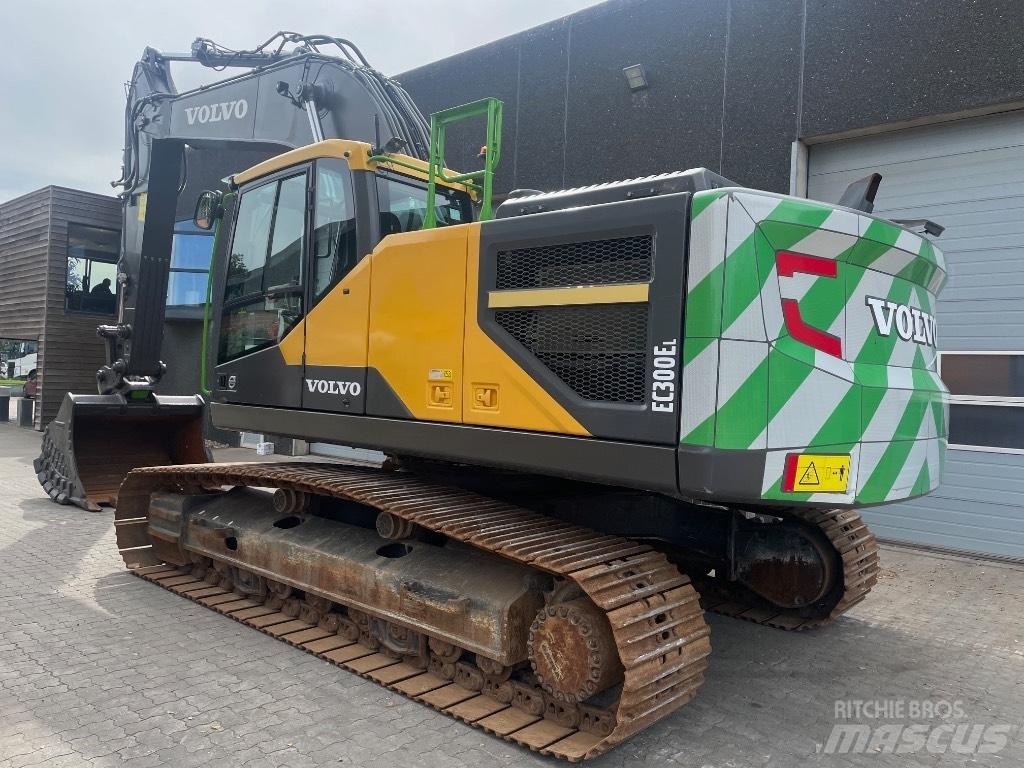 Volvo EC300EL Pelle sur chenilles