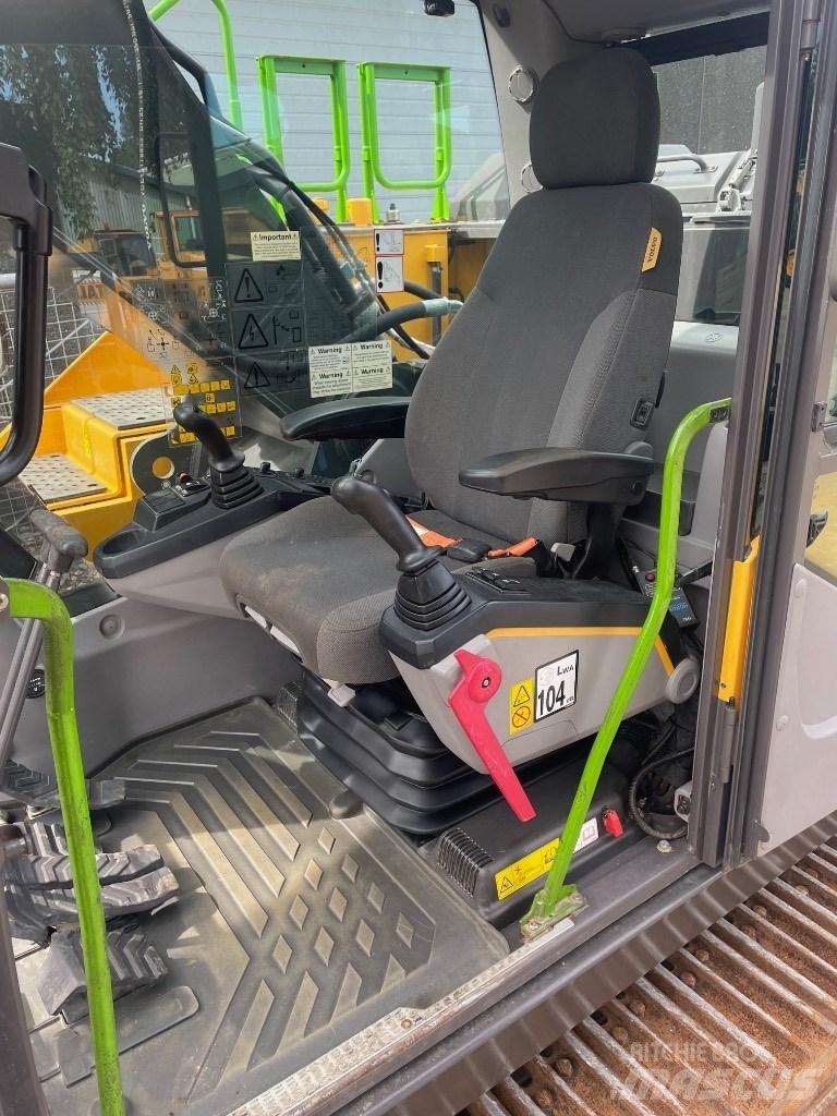 Volvo EC300EL Pelle sur chenilles