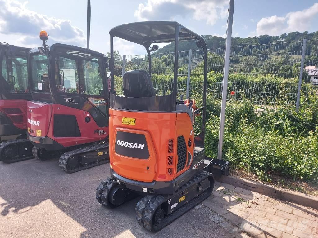 Doosan DX 17 Mini pelle < 7t
