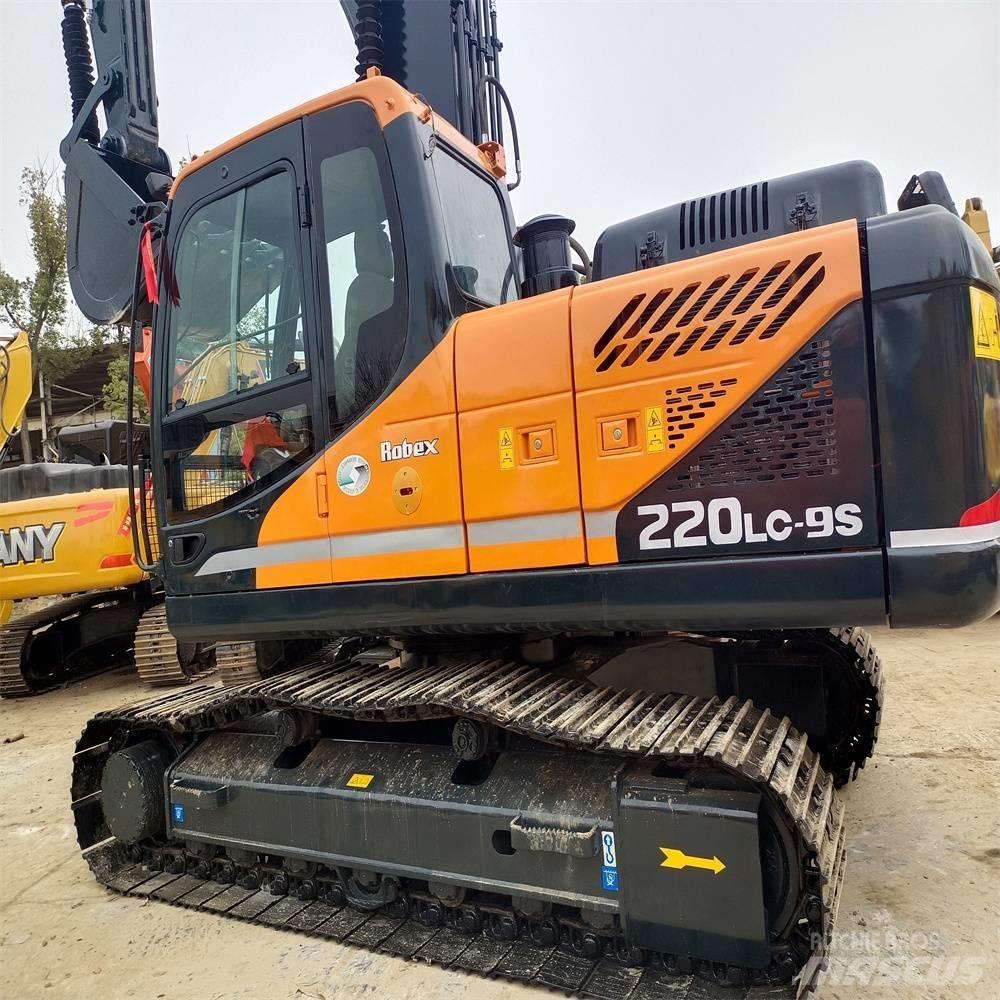 Hyundai 220LC-9S Pelle sur chenilles