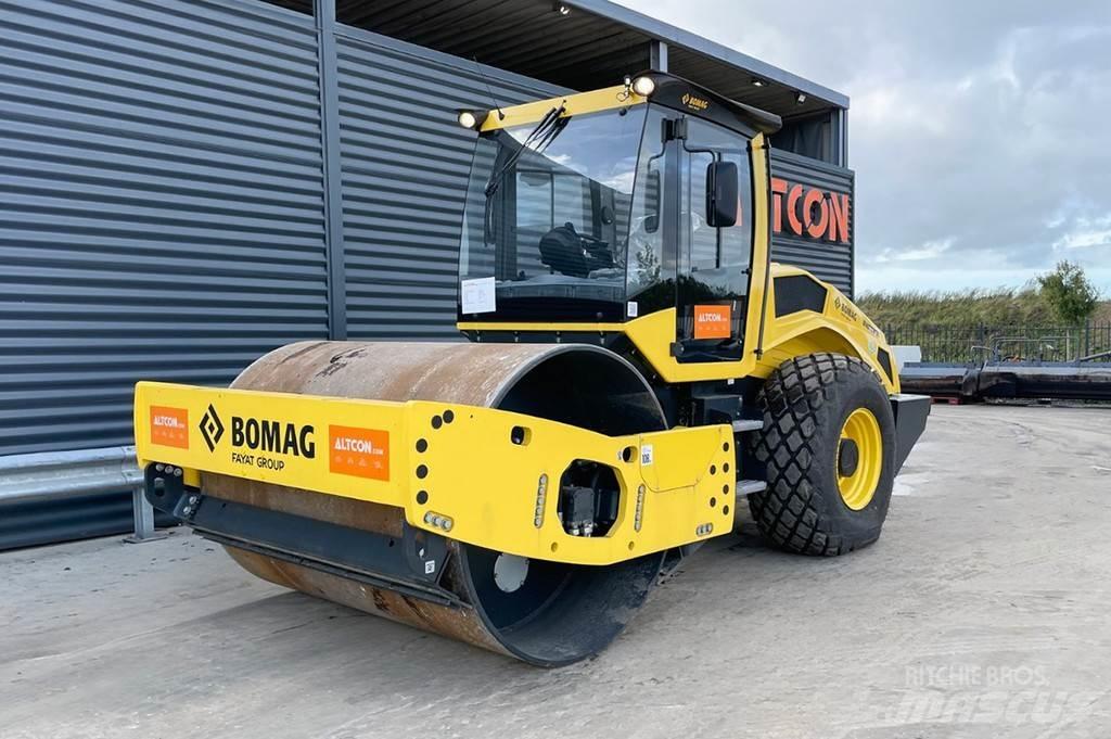Bomag BW 213 D-5 Rouleaux monocylindre