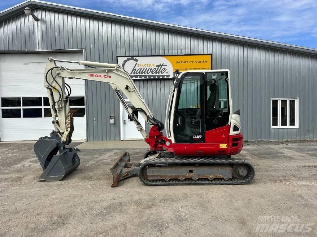 Takeuchi TB 260 Mini pelle < 7t