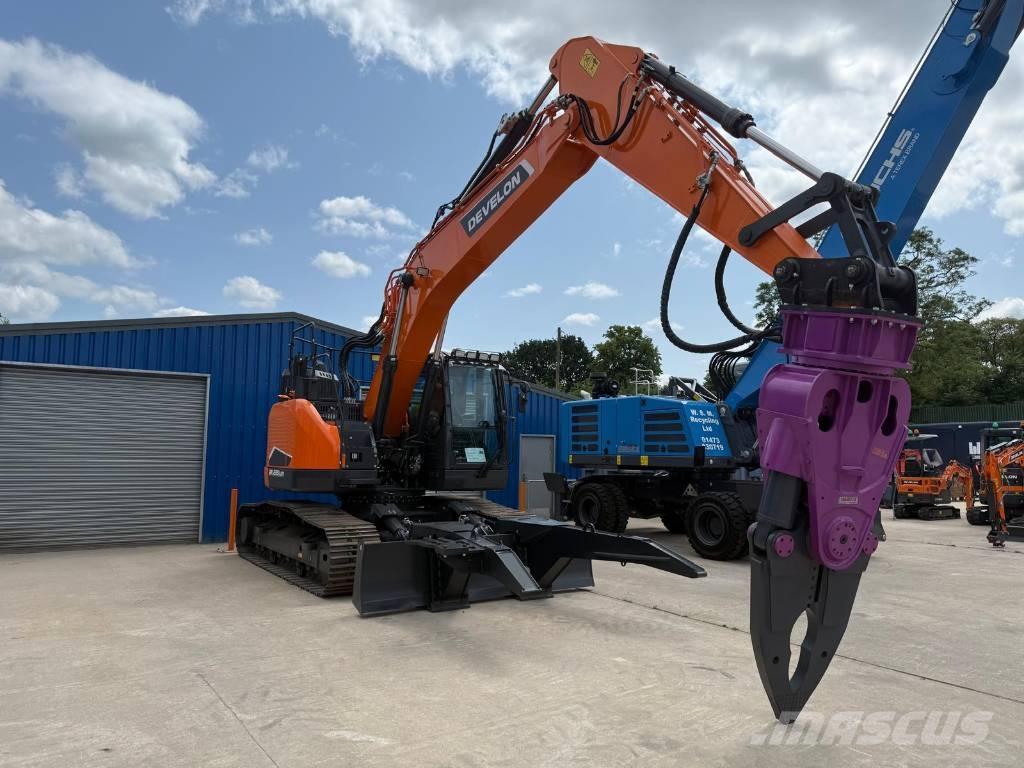 Develon DX 235 LCR-7 Pelle sur chenilles