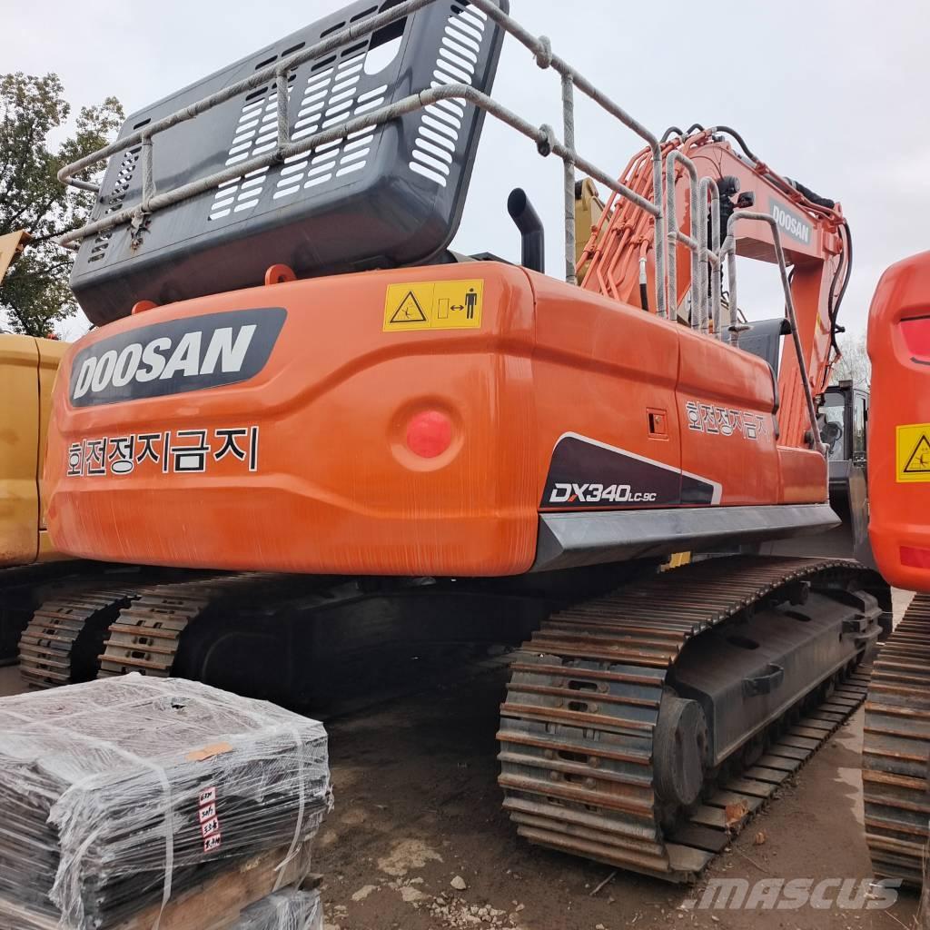Doosan DX300LC-9C Pelle sur chenilles