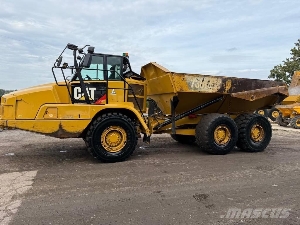 CAT 730 C Tombereau articulé
