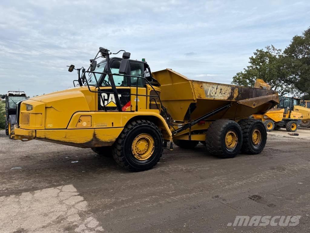 CAT 730 C Tombereau articulé