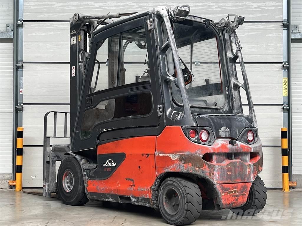 Linde E30L-01 Chariots élévateurs électriques