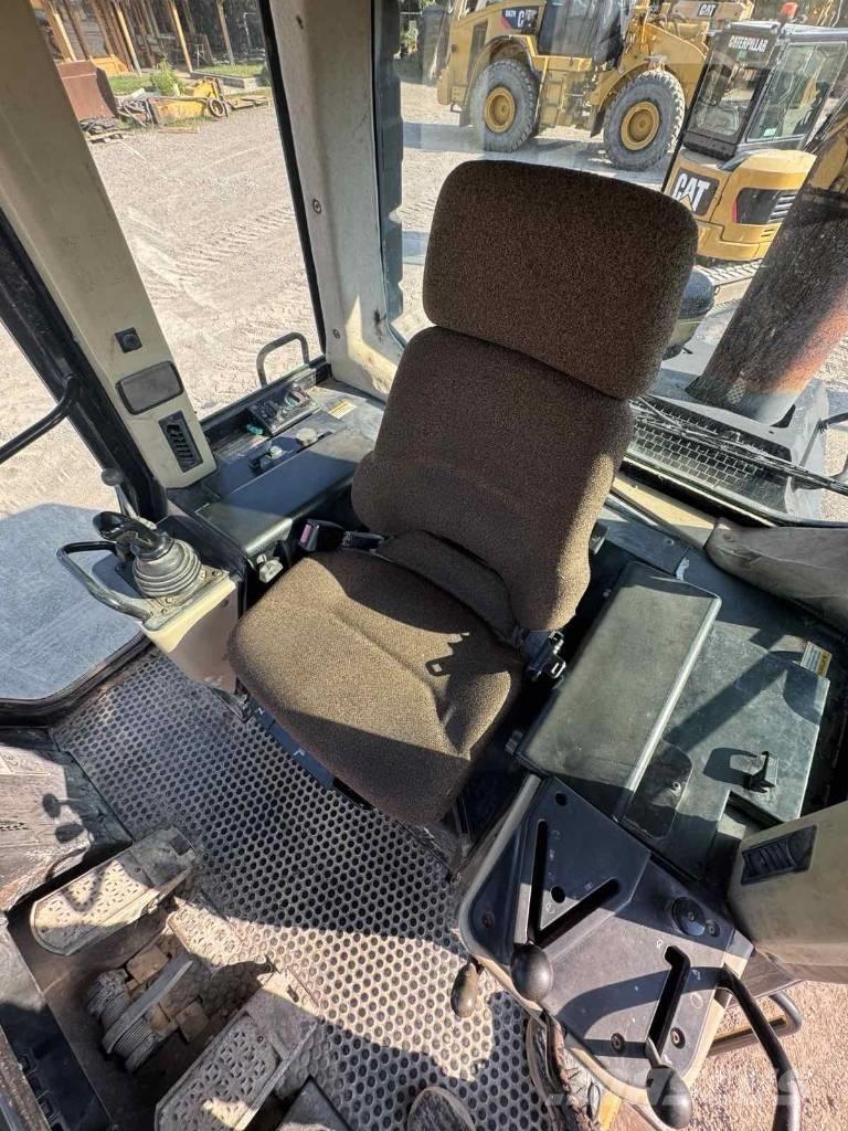 CAT 963 C Chargeuse sur chenilles