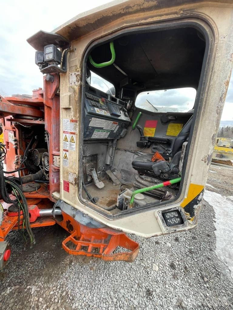 Sandvik LH 514 Chargeuses pour exploitations minières souterraines