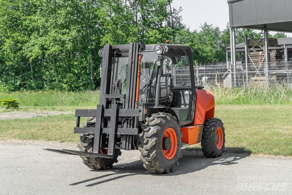 Ausa C 251 H x4 Chariots diesel