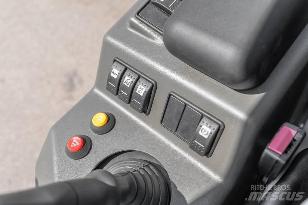 Ausa C 251 H x4 Chariots diesel
