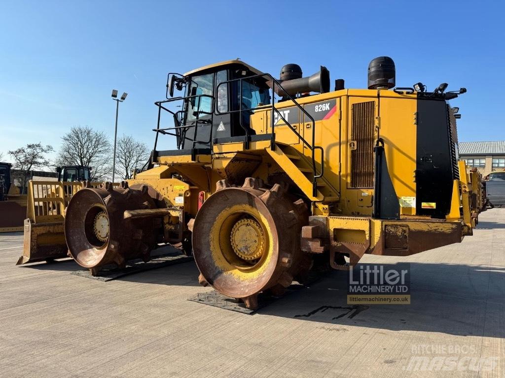 CAT 826K Compacteurs de déchets