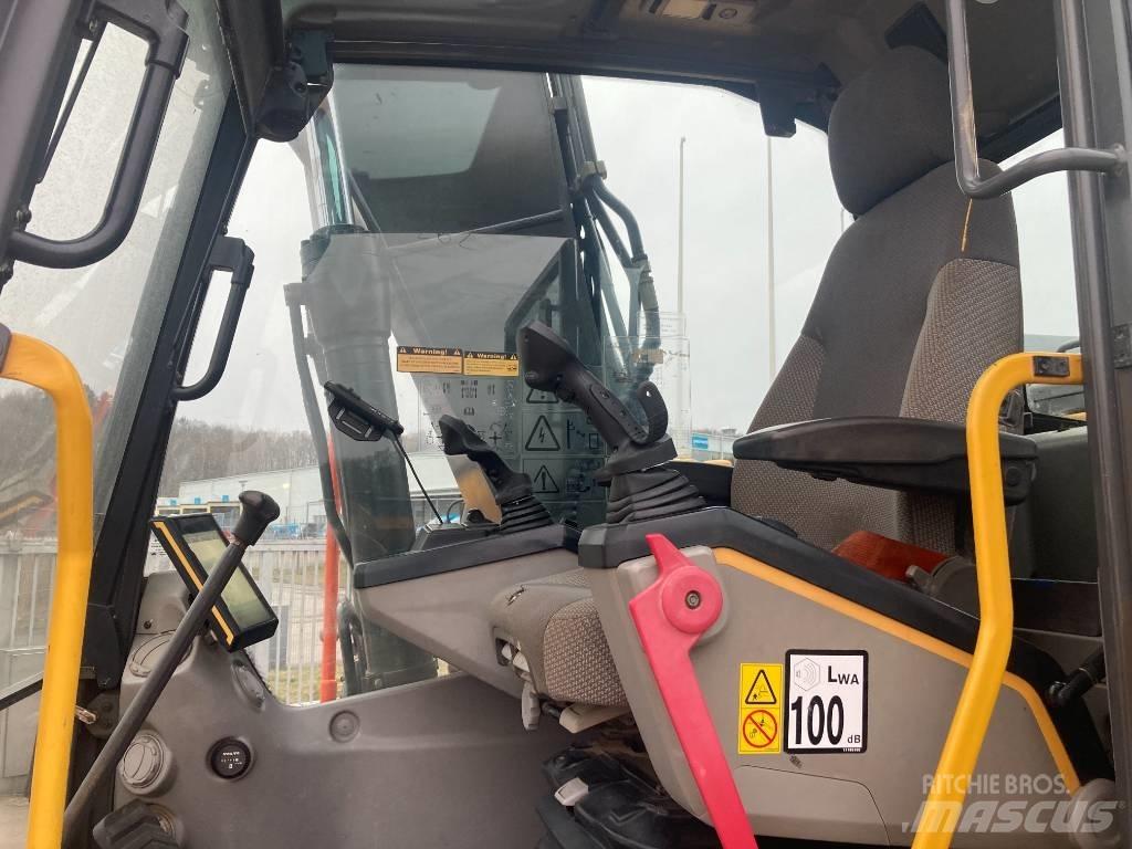 Volvo EC 140 EL Pelle sur chenilles