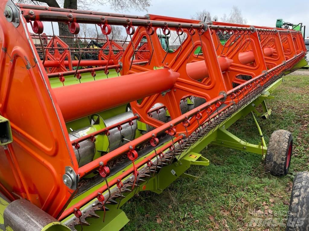 CLAAS Lexion 550 Moissonneuse batteuse