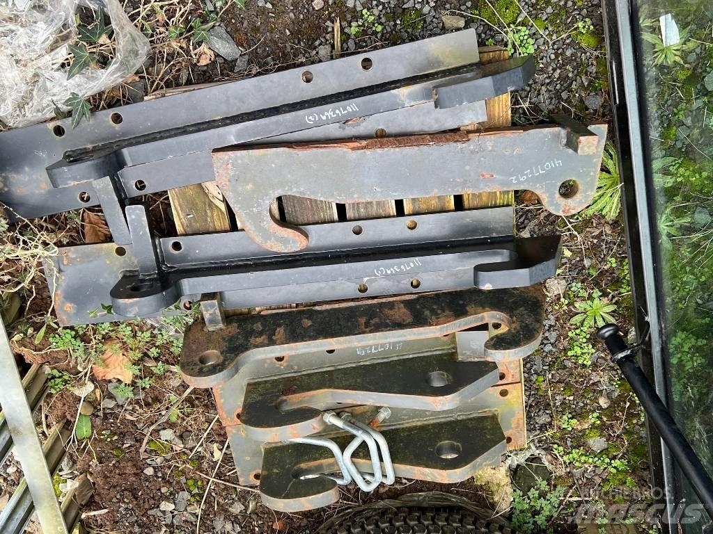 Fendt PICK UP HITCH Autres équipements pour tracteur