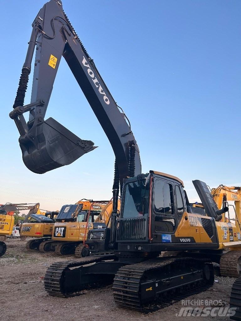 Volvo EC 210 Pelle sur chenilles