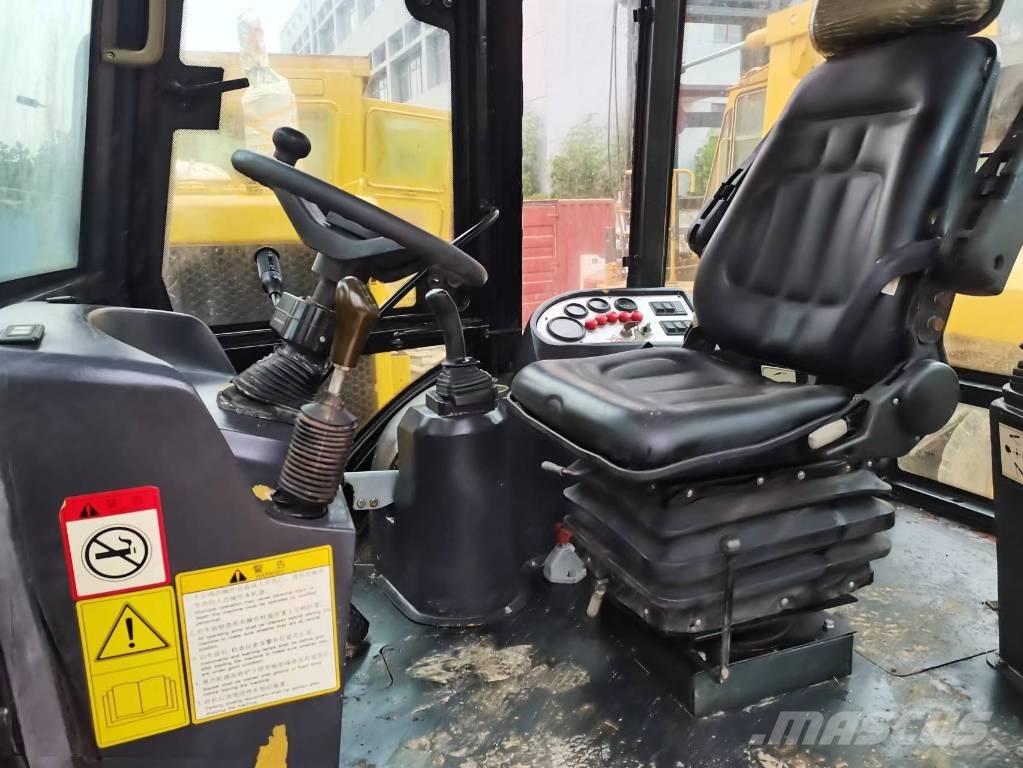 CAT 420F Tractopelle