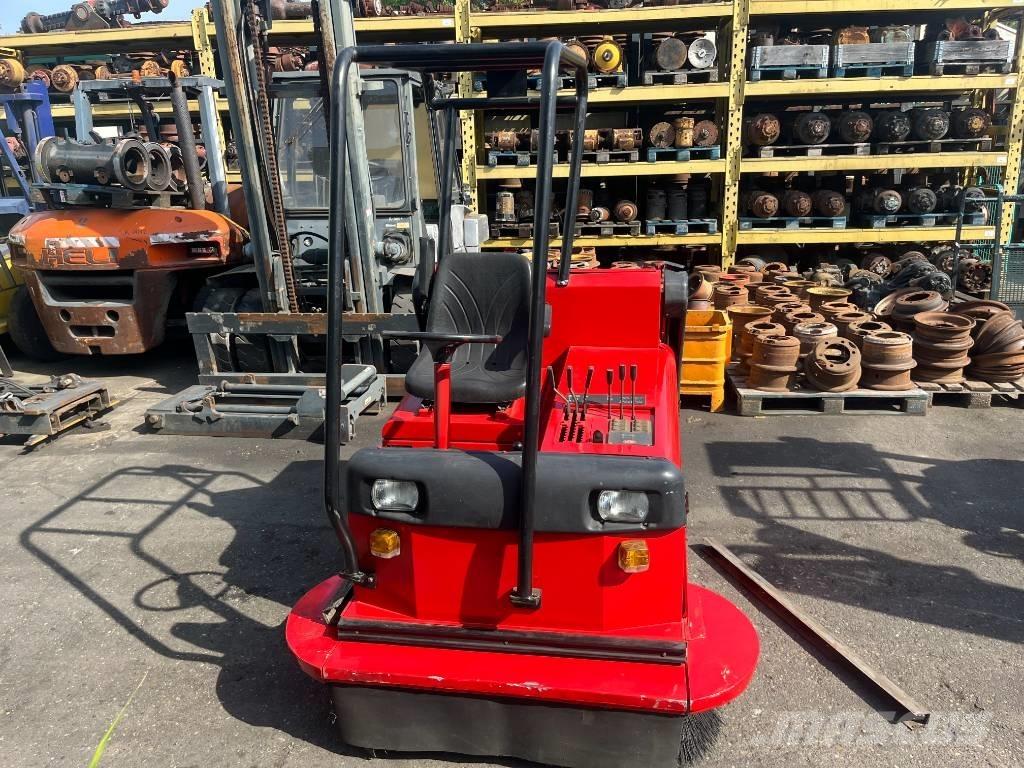 RCM Mille V-4075 Balayeuse / Autolaveuse