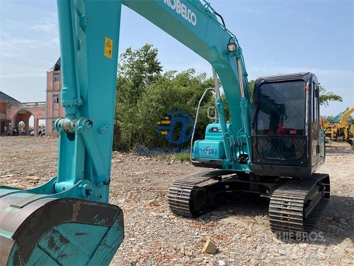 Kobelco SK 140 Pelle sur chenilles