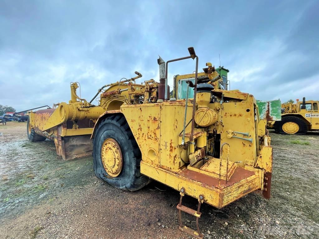 CAT 631 D Camion citerne à eau