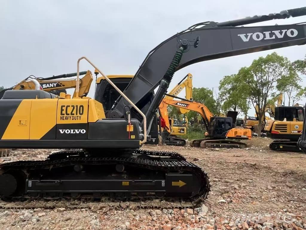 Volvo EC 210 Pelle sur chenilles