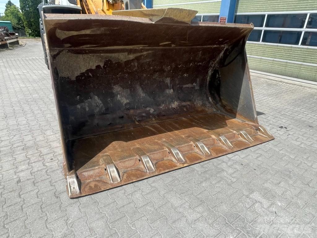 Liebherr L 576 Chargeuse sur pneus