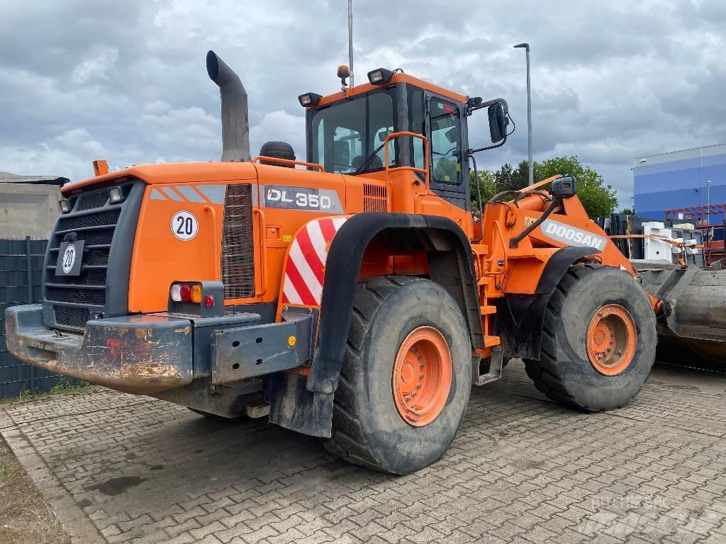 Doosan DL 350-3 Chargeuse sur pneus