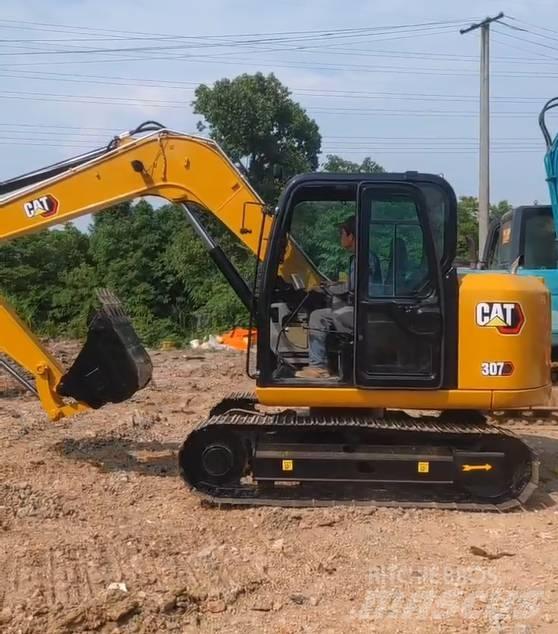 CAT 307E Pelle sur chenilles